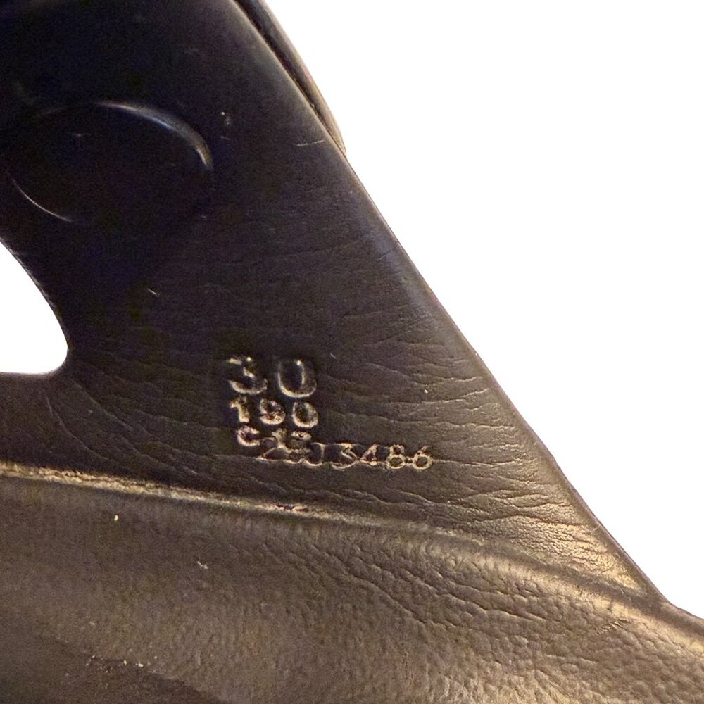 30 Youth 12 Birkenstock Arizona Essentials Black EVA Sandals Slides - Picture 5 of 9